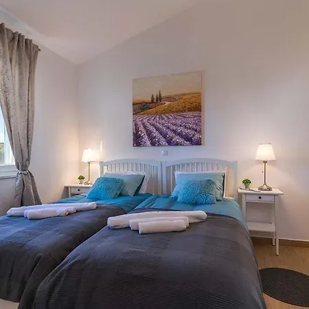 House Goran 2095 Сasa de vacaciones Juršići