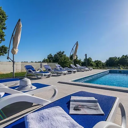 House Goran 2095 بيت للعطل Juršići