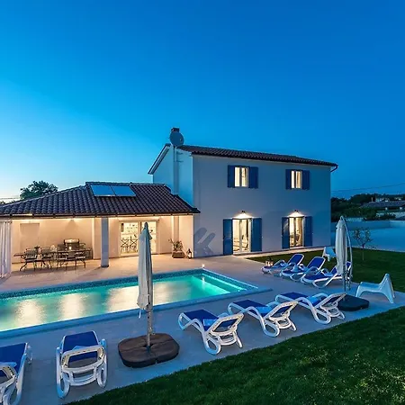 House Goran 2095 Dom wakacyjny
